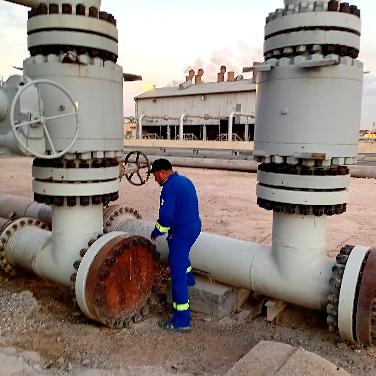 Pipeline maintenance with PPE